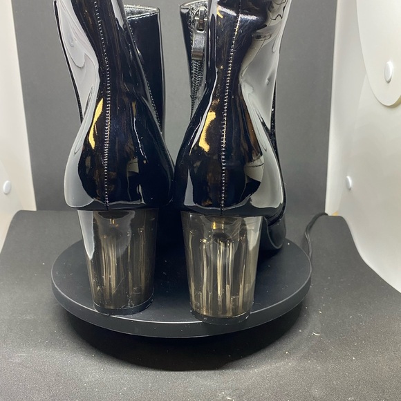 Olivia + Kate Rachel Sleek Black Patent Ankle Boots for Women NWOT Size 10 - Picture 4 of 15